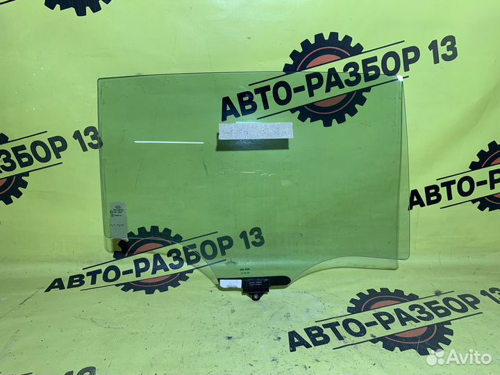 Стекло задней правой двери Kia Sportage 4 QL