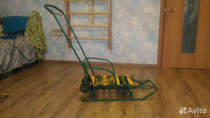 Детские санки с колесами