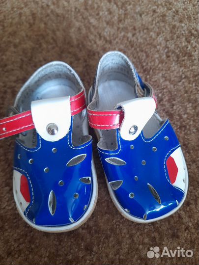 Сандалии детские