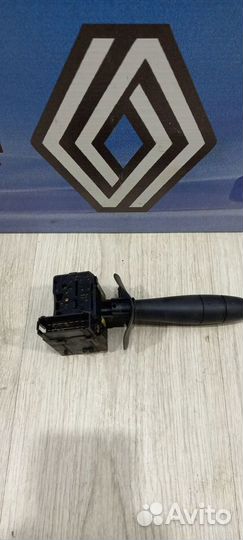 Подрулевой переключатель renault symbol Прав