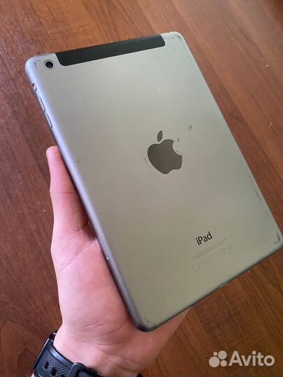 iPad a1490