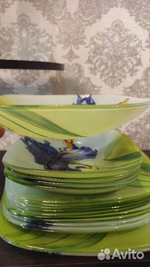 Набор тарелок