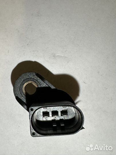 Датчик частоты вращения коленвала BMW E91 7548994