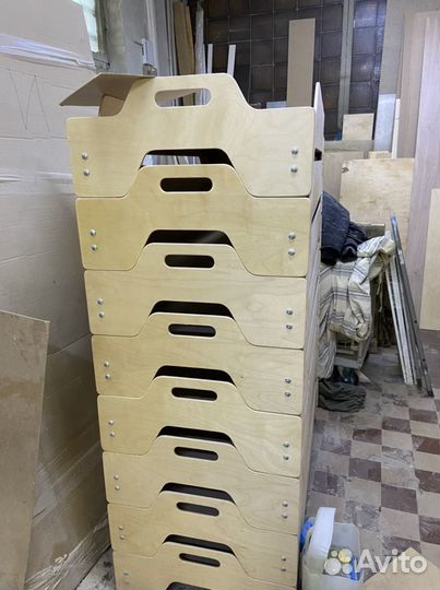 Штабелируемые детские кровати из фанеры