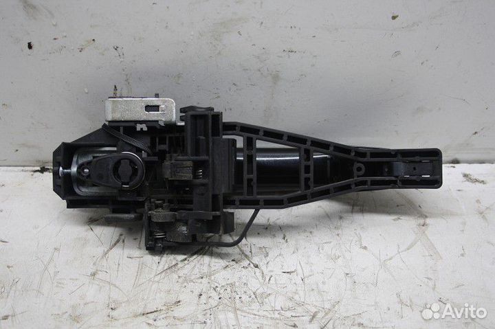 Ручка двери передней наружная левая Ford Focus III (2011—2015)