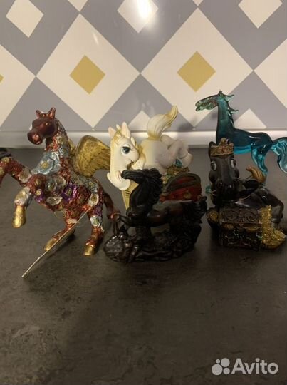 Коллекция коней миниатюра