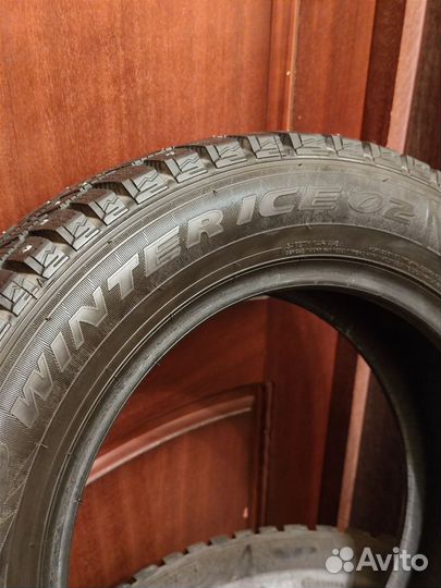Dunlop SP Winter Ice02 185/65 R15 92T
