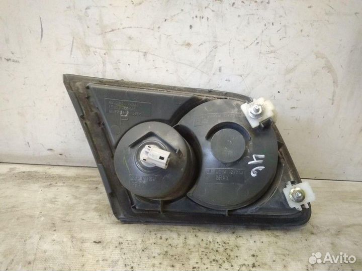 Фонарь внутренний правый Mazda 6