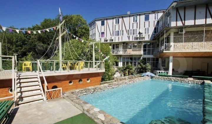 Комната 20 м², 1/4 эт.