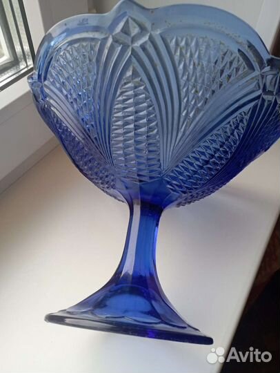 Ваза для фруктов на ножке цветное стекло СССР