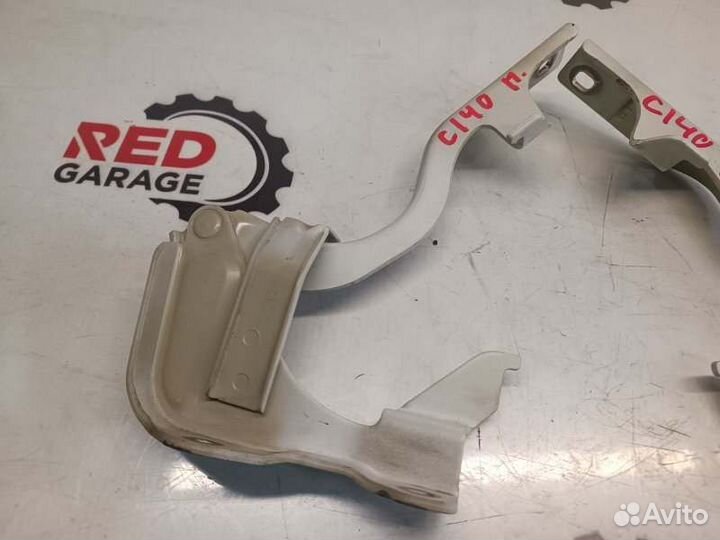 Петля капота Chevrolet Captiva C140 LE5 2011