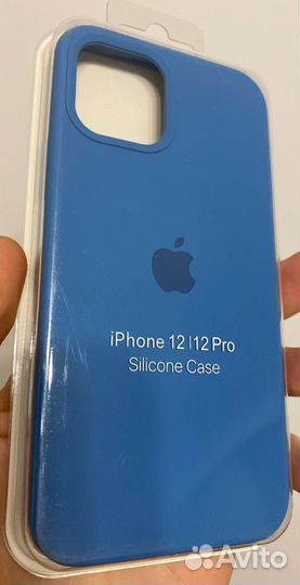 Силиконовый чехол на iPhone 12 / 12 Pro