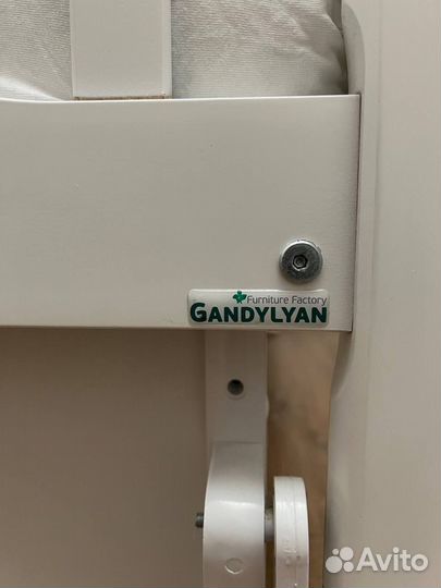 Детская кроватка с маятником Гандылян Ванечка