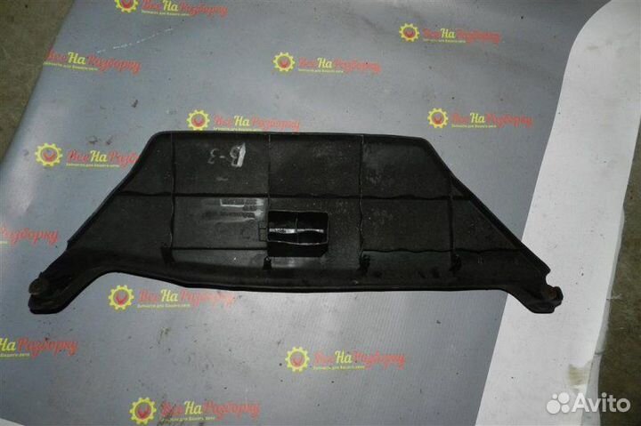 Воздухозаборник Volkswagen Passat B3 седан 1.8 AAM