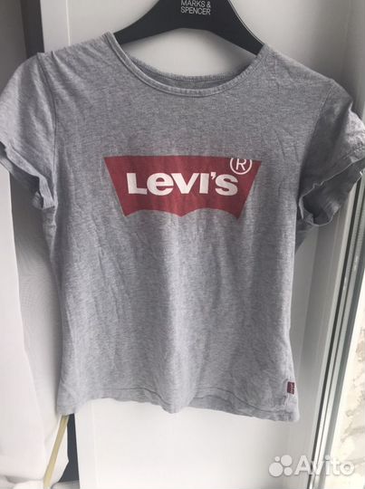 Футболка levis