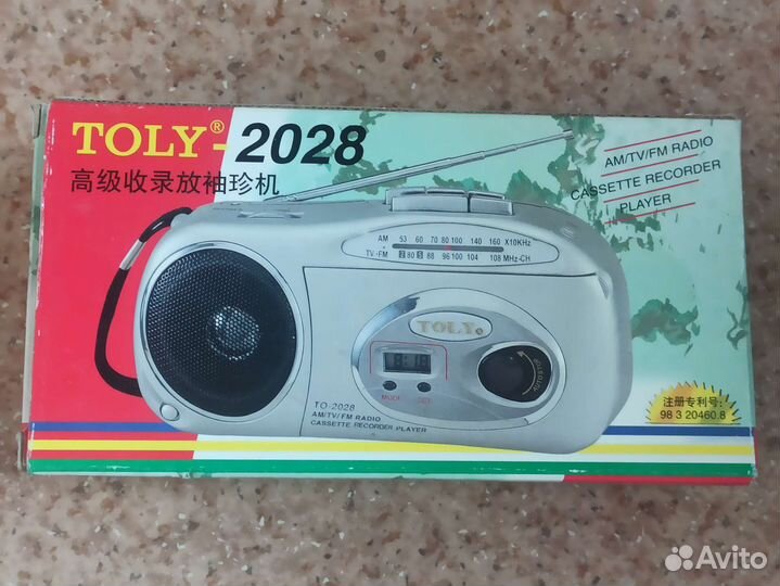 Касетный рекодер радиоприемник Toly-2028