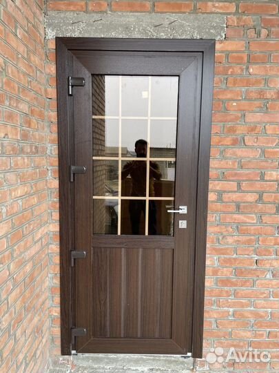 Двери пластиковые не бу