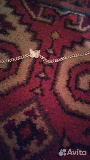 Бусики с бабочкой