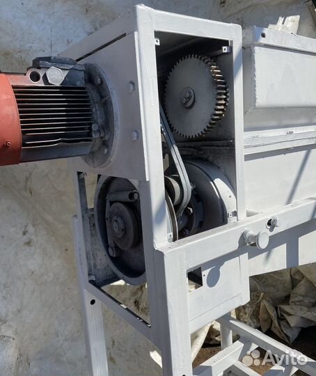 Промышленная соковыжималка