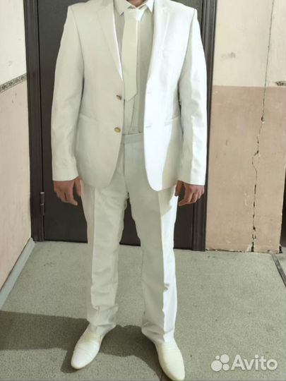 Костюм мужской