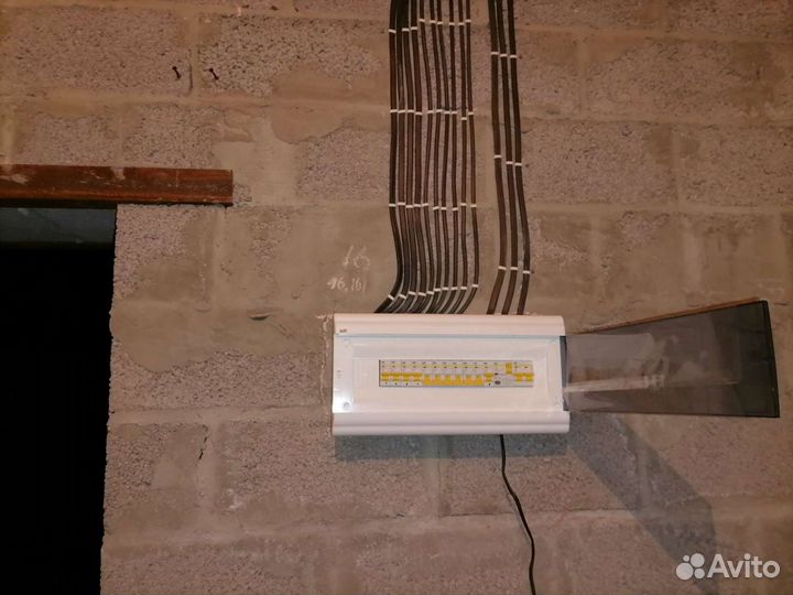 Электромонтер и электромонтажник