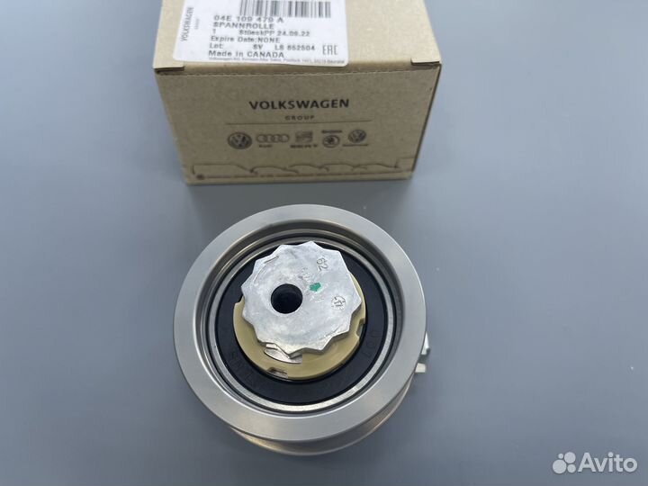 Комплект ремня грм VAG 04E198119A