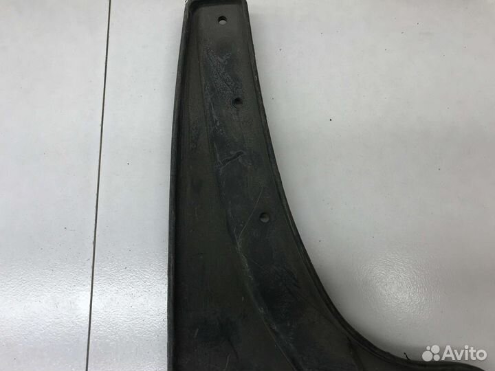 Брызговик задний правый LADA vesta