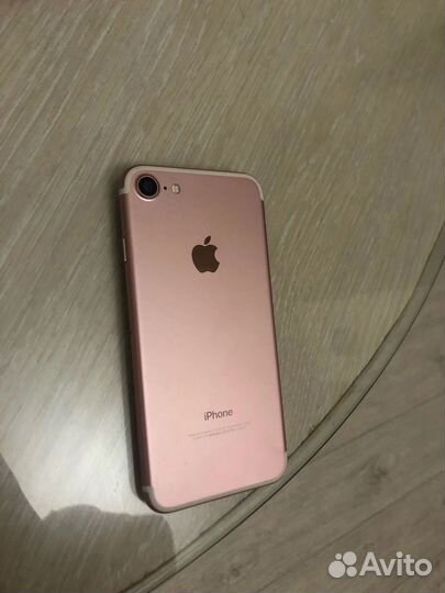 Телефон iPhone 7 128gb