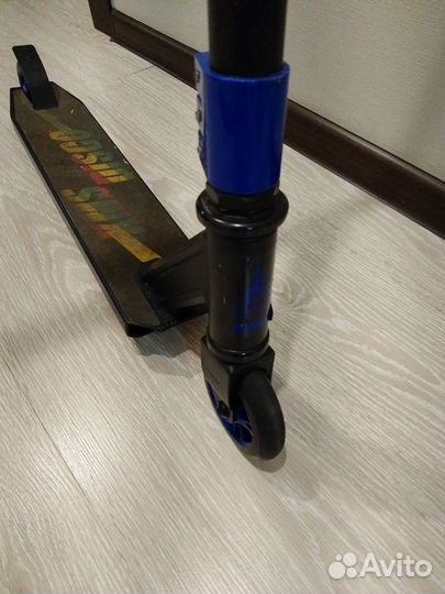 Трюковой самокат KMS