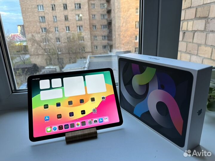 iPad Air 4 Wi-Fi 64Gb