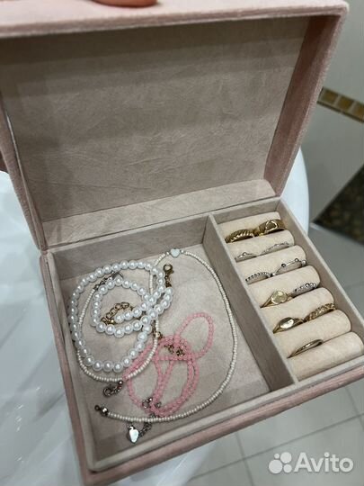 Коробка с украшениями шкатулка