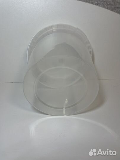 Ведро пластиковое с крышкой банка 1л