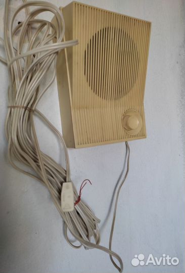 Громкоговоритель настенный