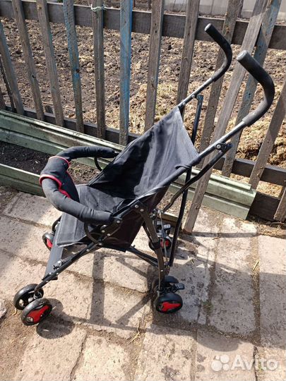 Прогулочная коляска трость