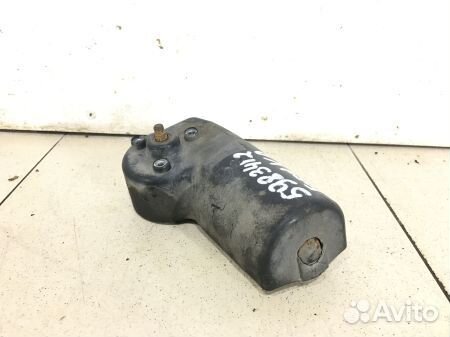 Моторчик стеклоочистителя передний