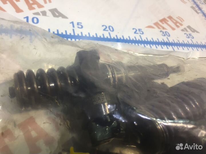 Фольксваген Пассат Форсунка топливная