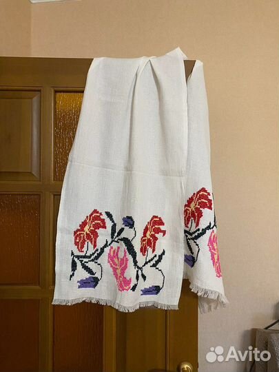 Полотенце вышитое вручную