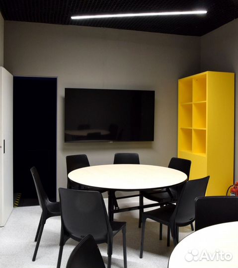 Коворкинг / конференц-зал 