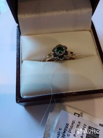 Золотое кольцо 585 пробы с бриллиантами р 16