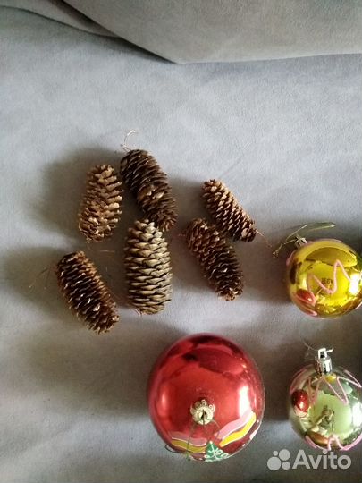 Елочные игрушки