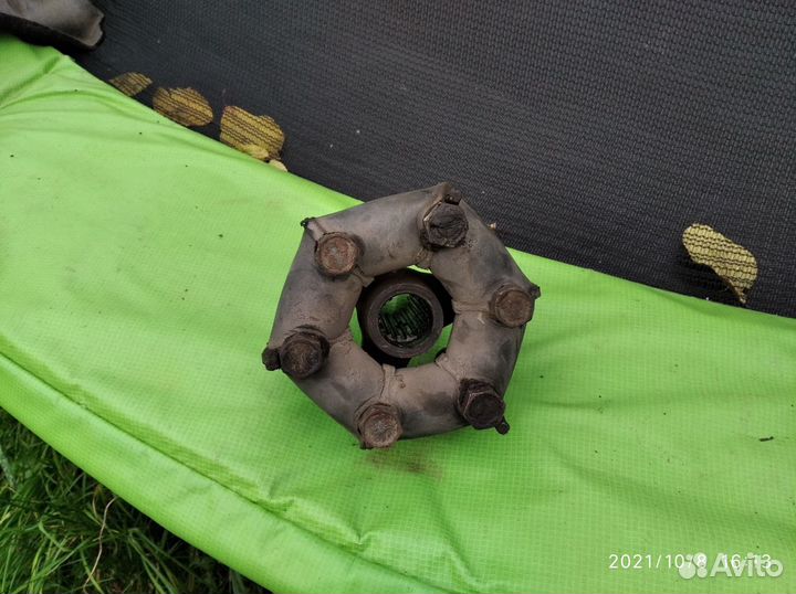 Эластичная муфта с флянцем на ваз