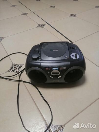 Радиоприемник, магнитола, магнитофон СССР, ретро