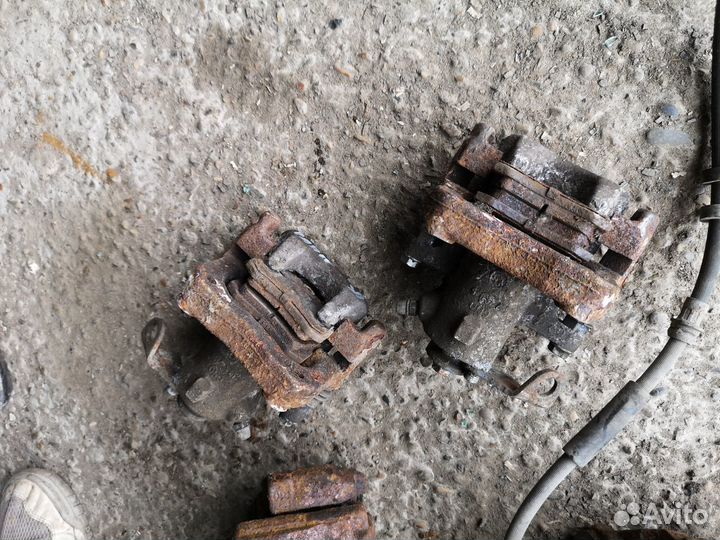 Суппорт передний правый для Skoda Rapid 2013-н.в