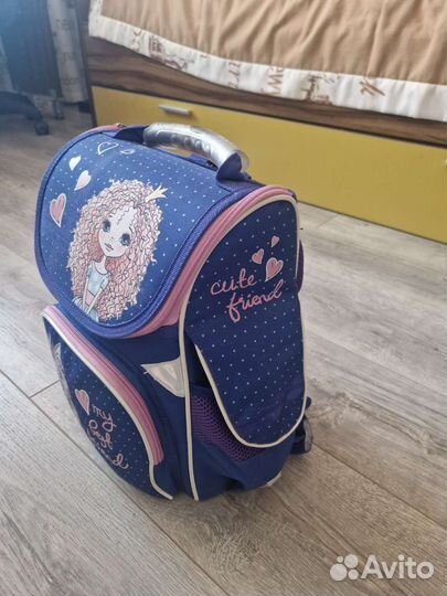 Портфель школьный