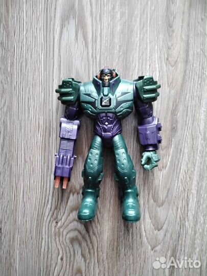 Фигурка 18 см