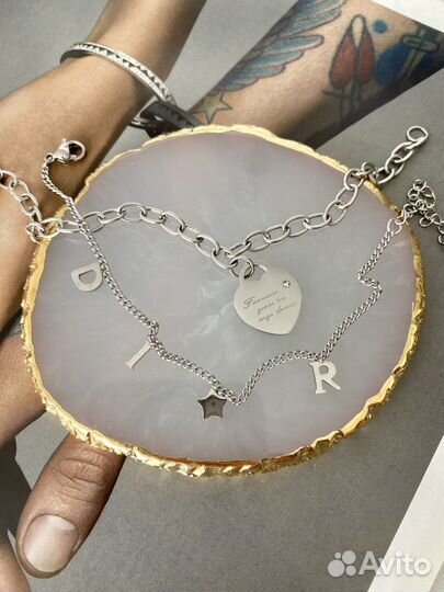 Браслет в стиле Dior