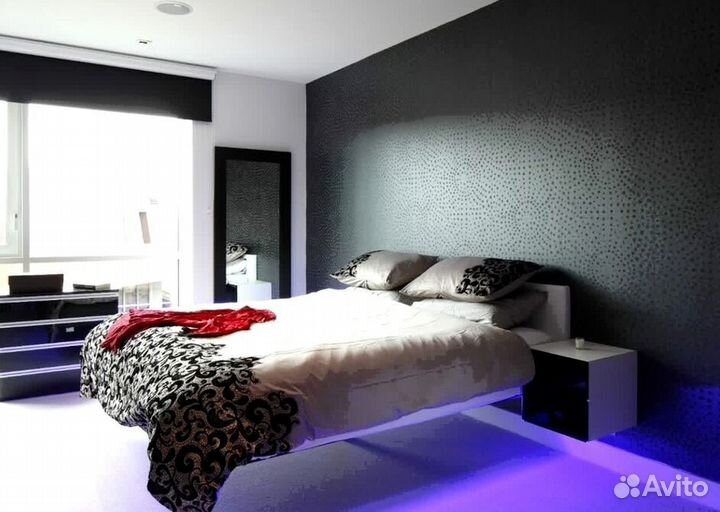Парящая кровать с подсветкой