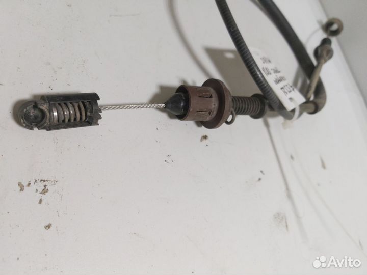 Трос газа Renault Sandero 1