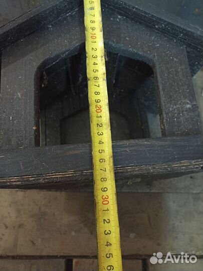 Кормушка для птиц из дерева