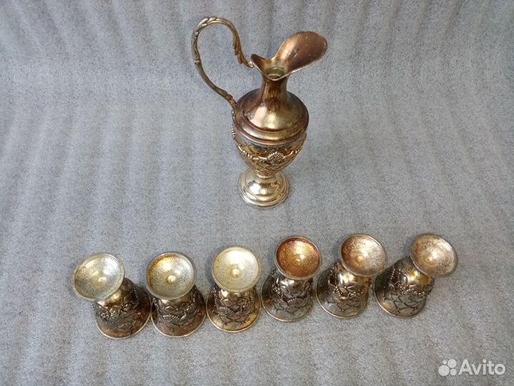 Сувенирный набор. Кувшин с рюмками